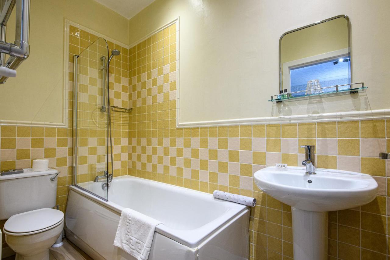 The Portland Hotel Lybster Екстер'єр фото